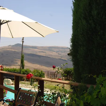 Κατάλυμα σε φάρμα Masseria Xireni