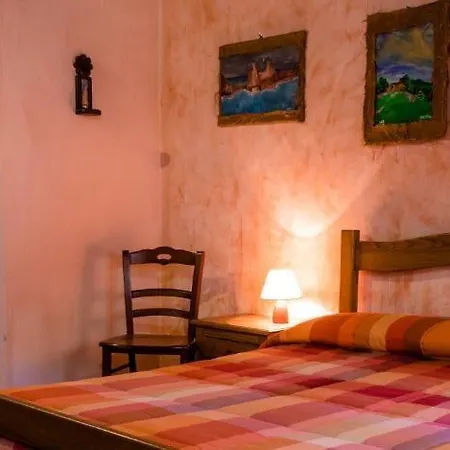 Κατάλυμα σε φάρμα Masseria Xireni *
